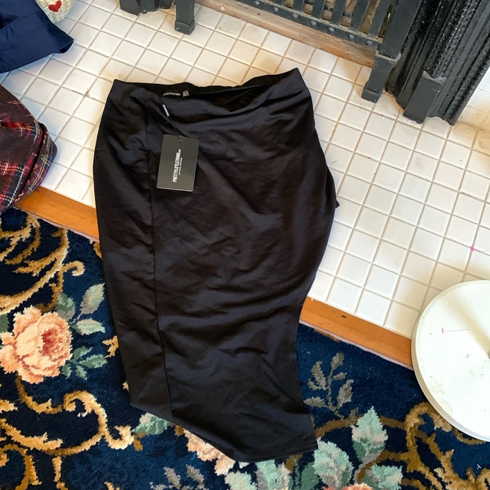 Pretty‎ Little Thing side split asymmetric midi skirt. NWT. Retail 29